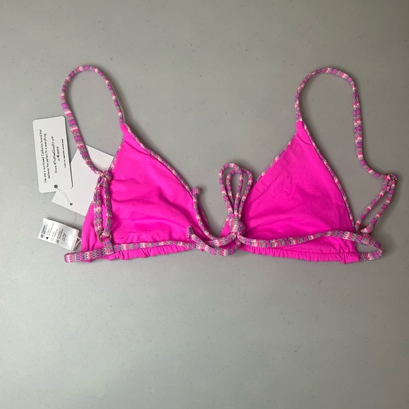 L*Space Brittany Triangle Bikini Top in Electric Pique Stripe Size Medium NWT - Picture 3 of 6